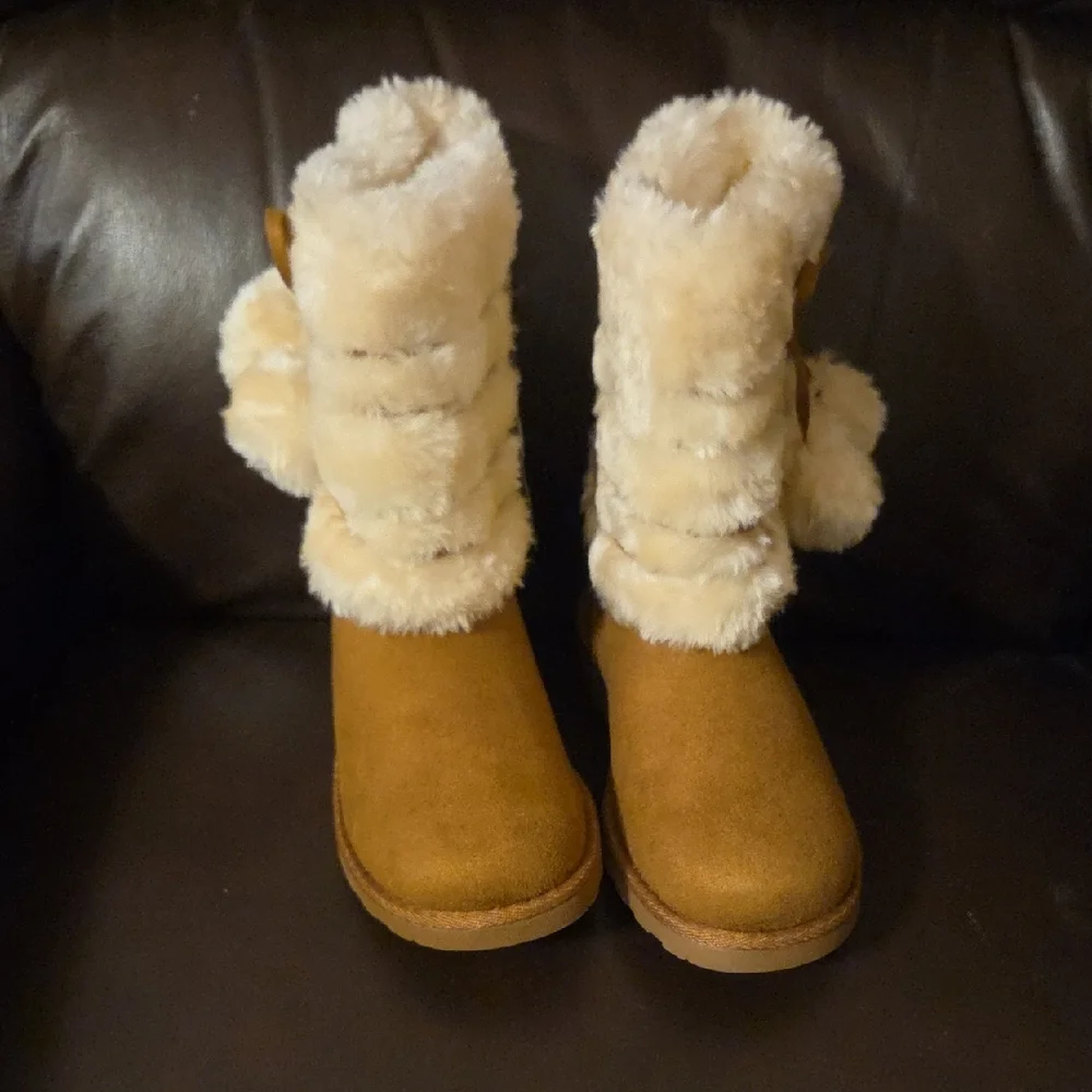 Kids Faux Fur Pom-Pom Winter Boots - Chestnut